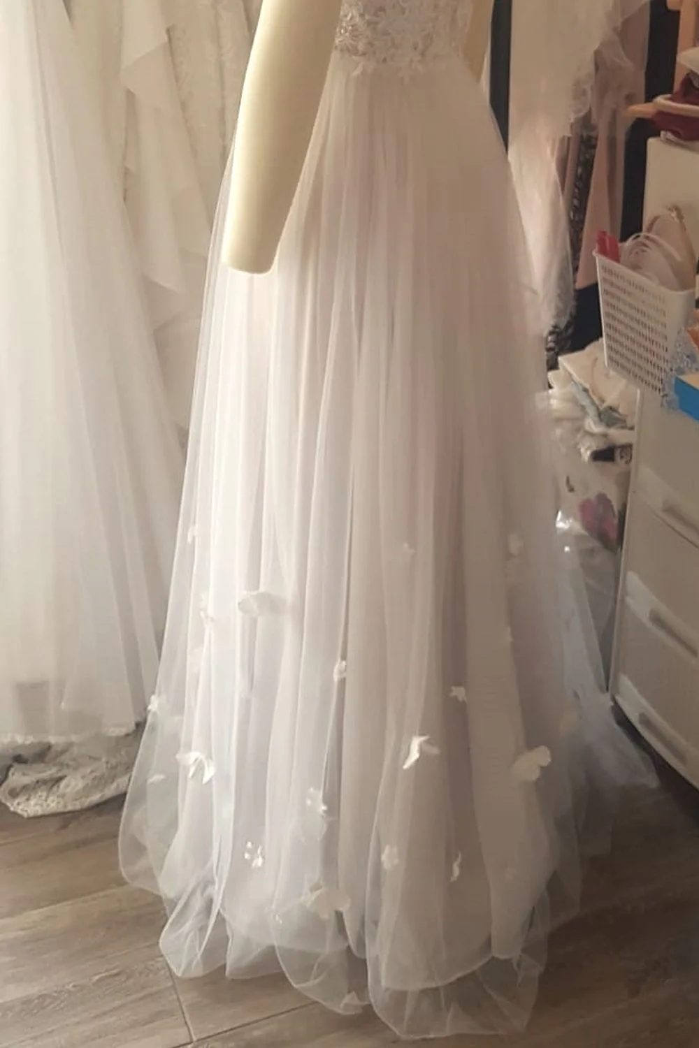romantic A-line wedding gown - Image 6