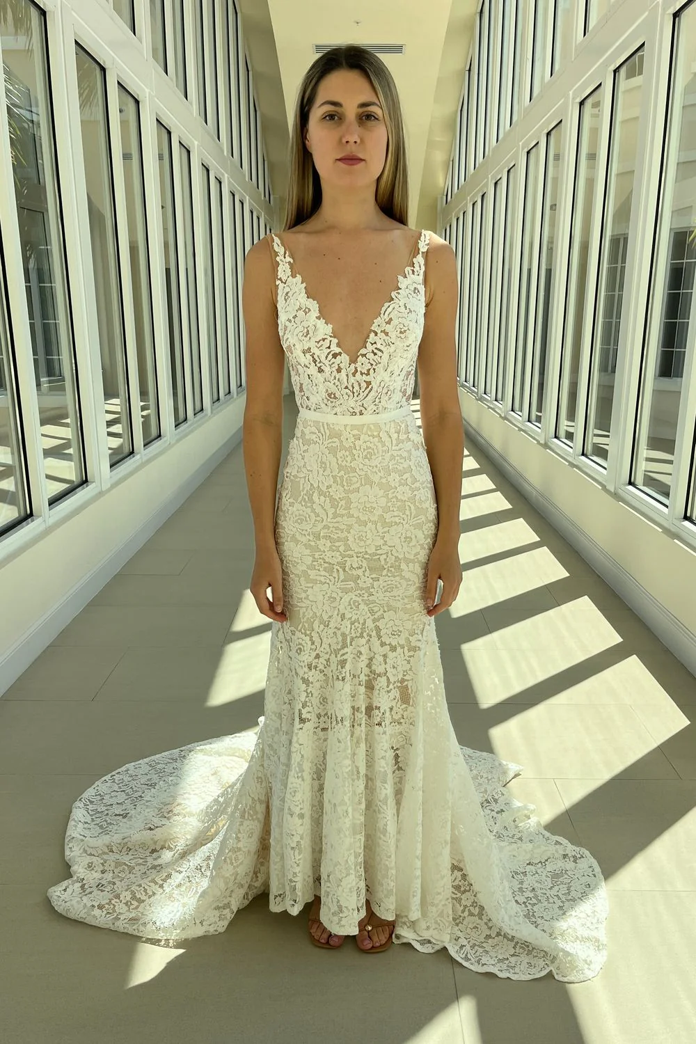 13-05 with Veil - Image 7