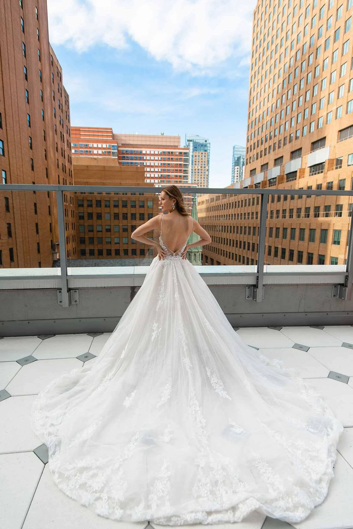 1406 & Martina Liana couture overskirt - Image 6