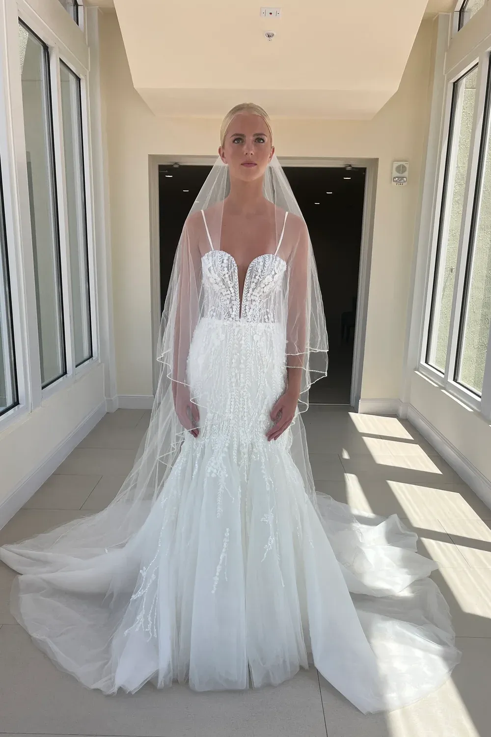 1421 with Veil - Image 6