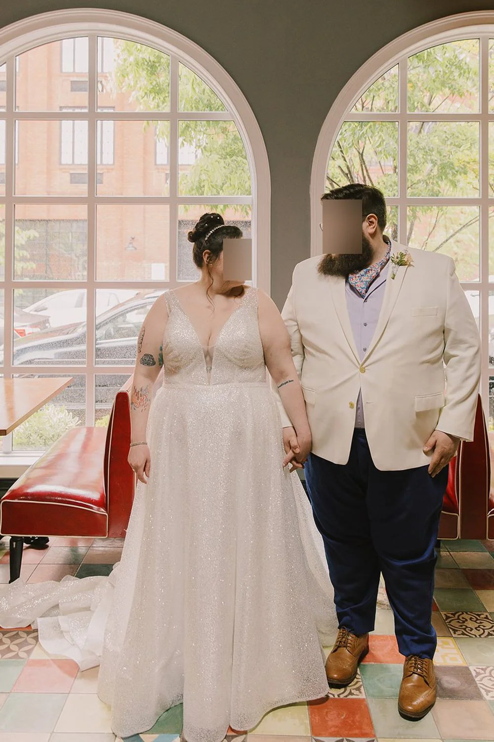 14693AXS with Veil - Image 3