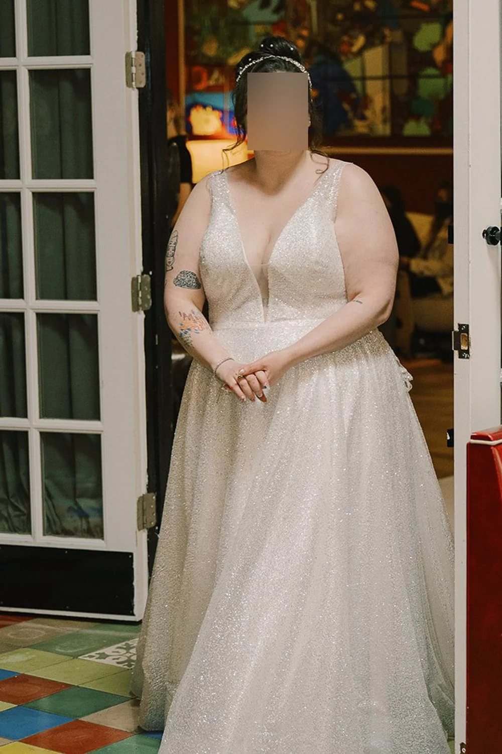 14693AXS with Veil - Image 4