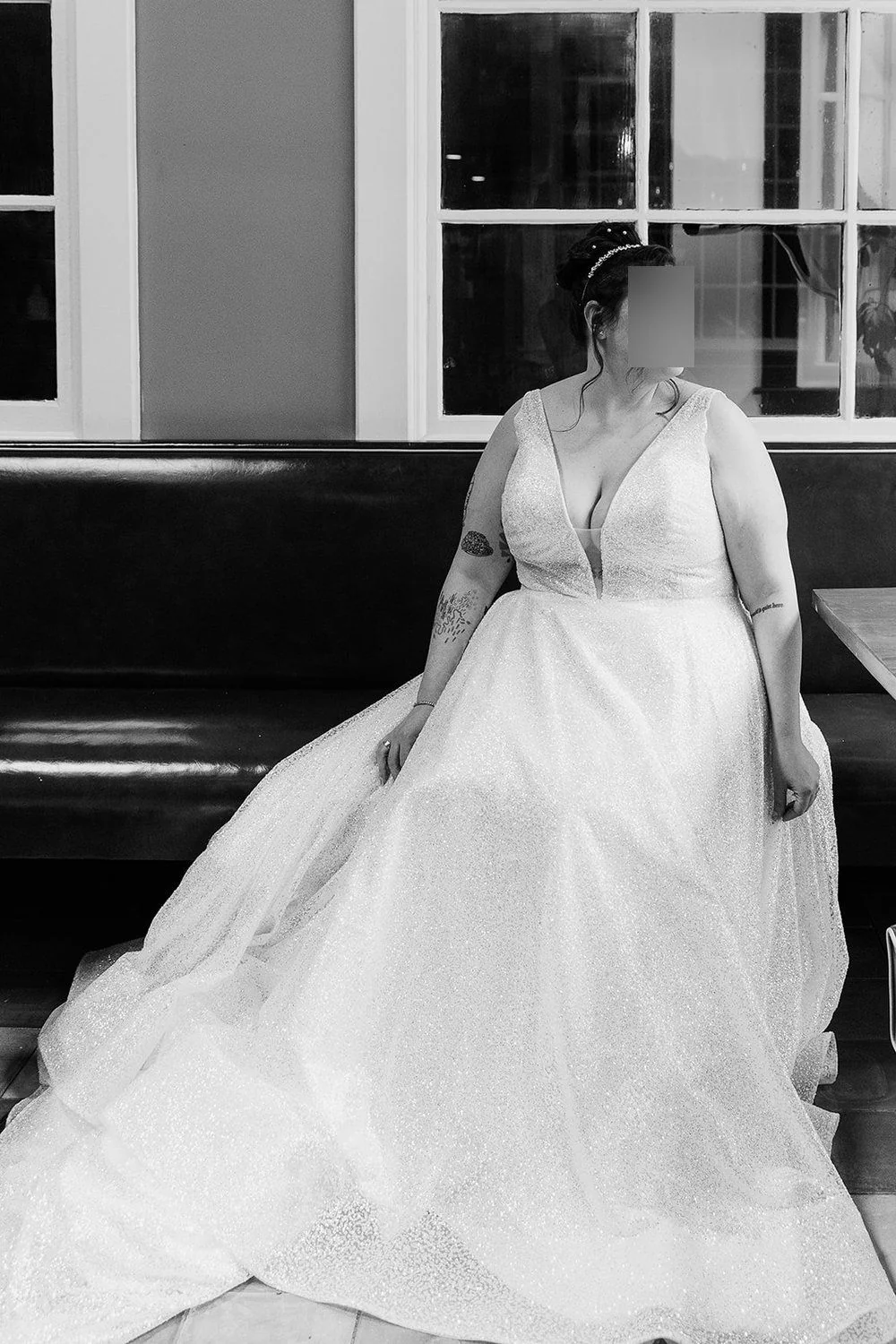 14693AXS with Veil - Image 6