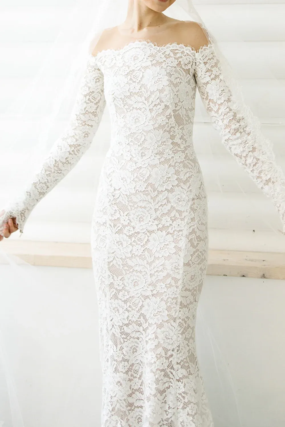 14944N & Veil