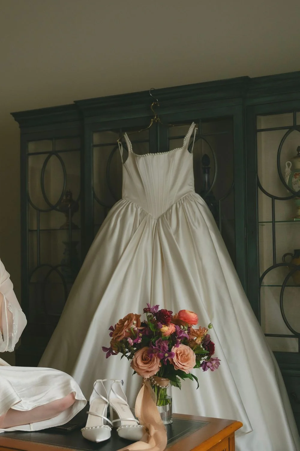 15094 with Detachable Bow - Image 5