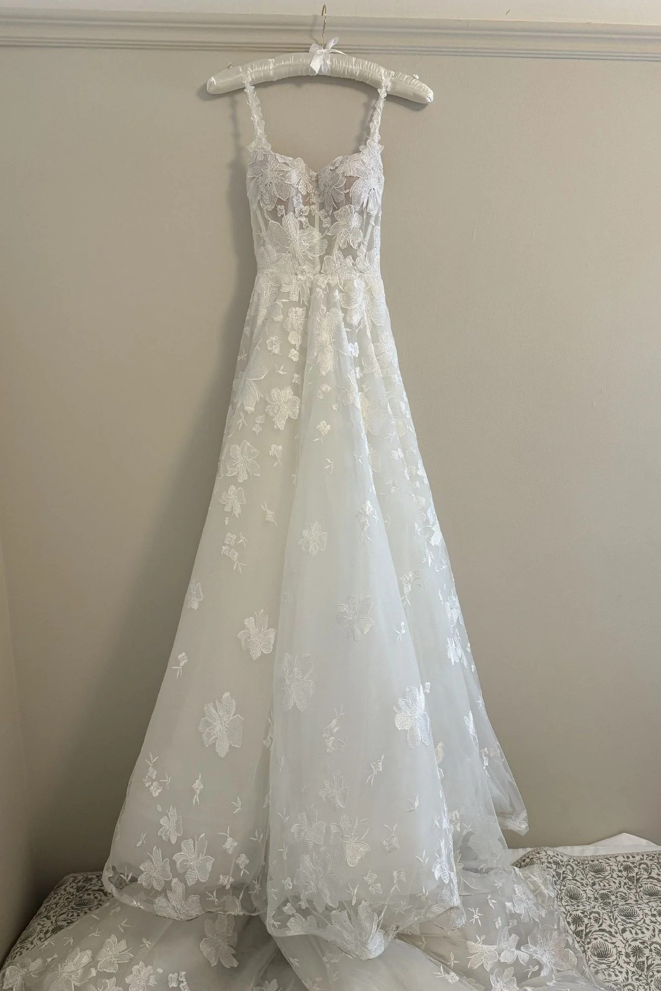 1749 with Veil - Image 7