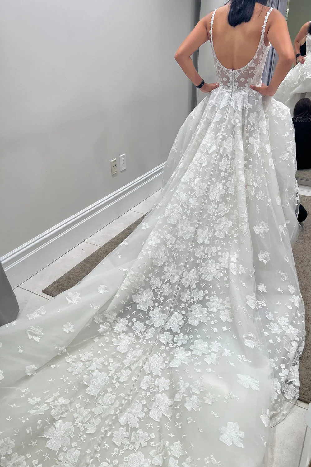 1749 with Veil - Image 5
