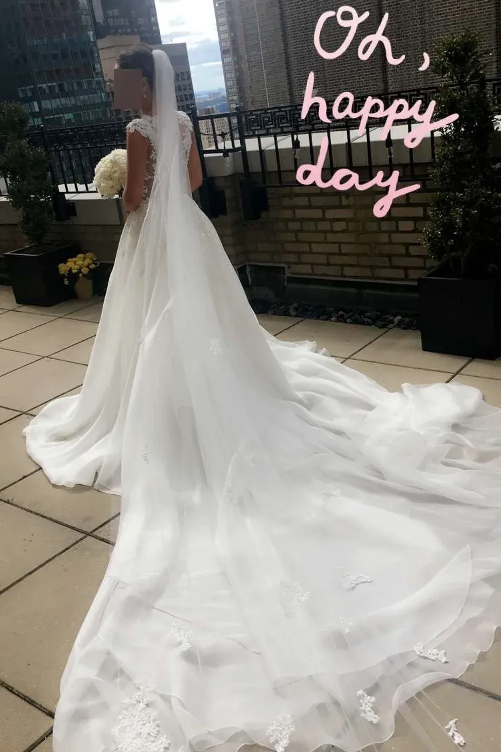 202 with Skirt and Veil - Image 9
