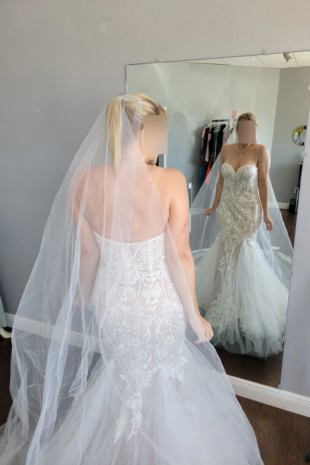 2124 With Veil - Image 2