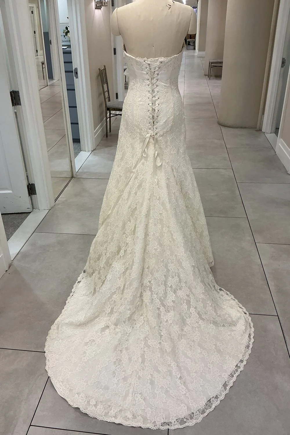 233 with Veil - Image 4