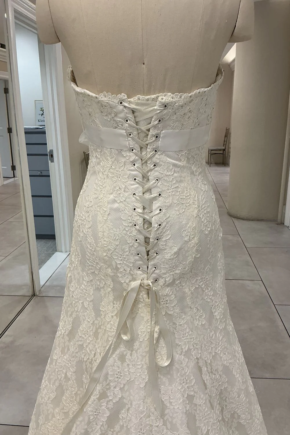 233 with Veil - Image 5