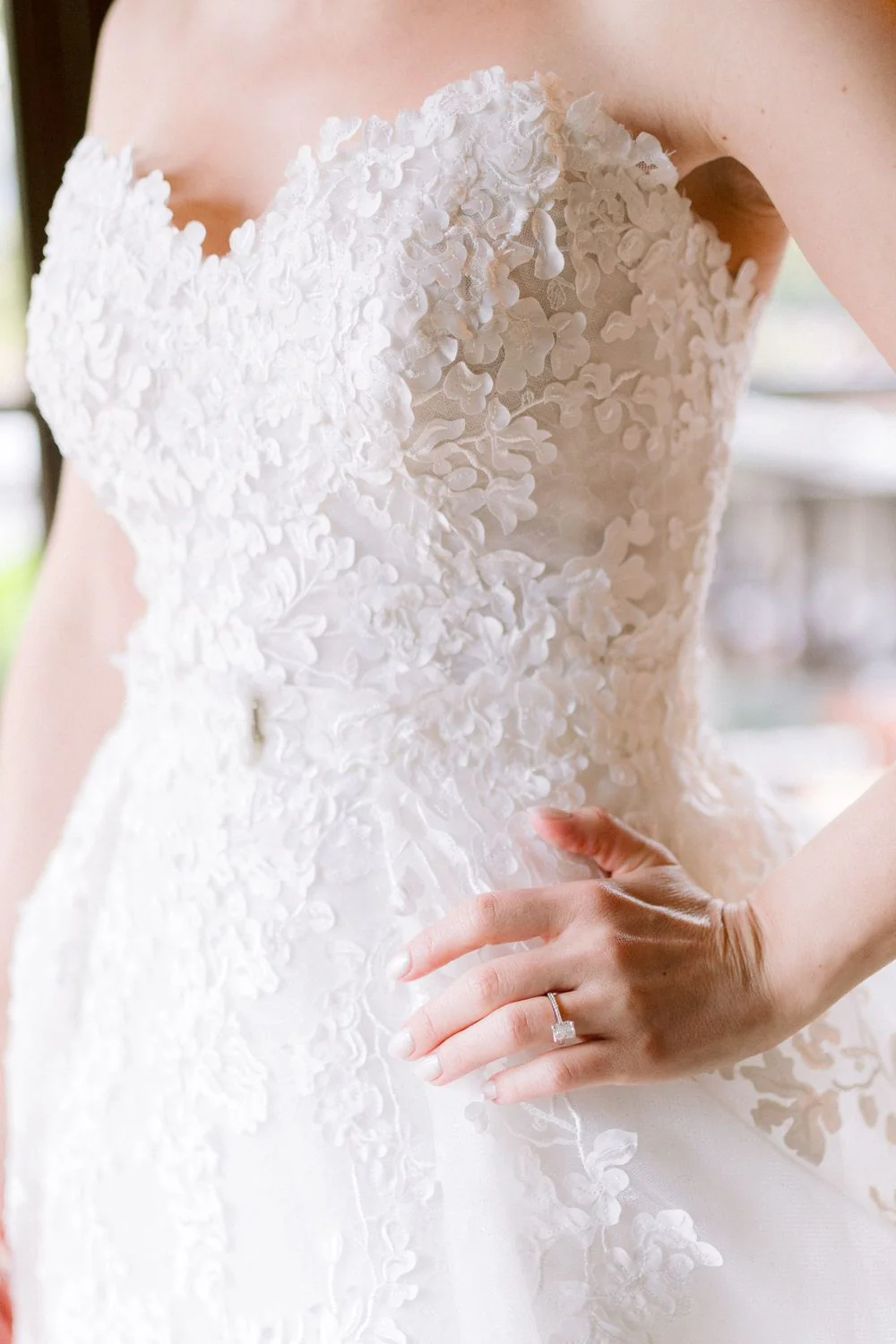 32205 HARLOW-LINESKT with Overskirt and Veil - Image 5