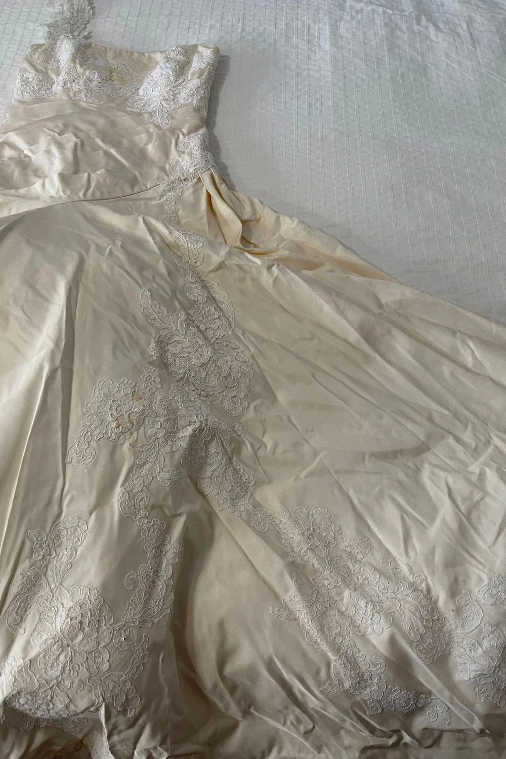 3910 With Veil - Image 8