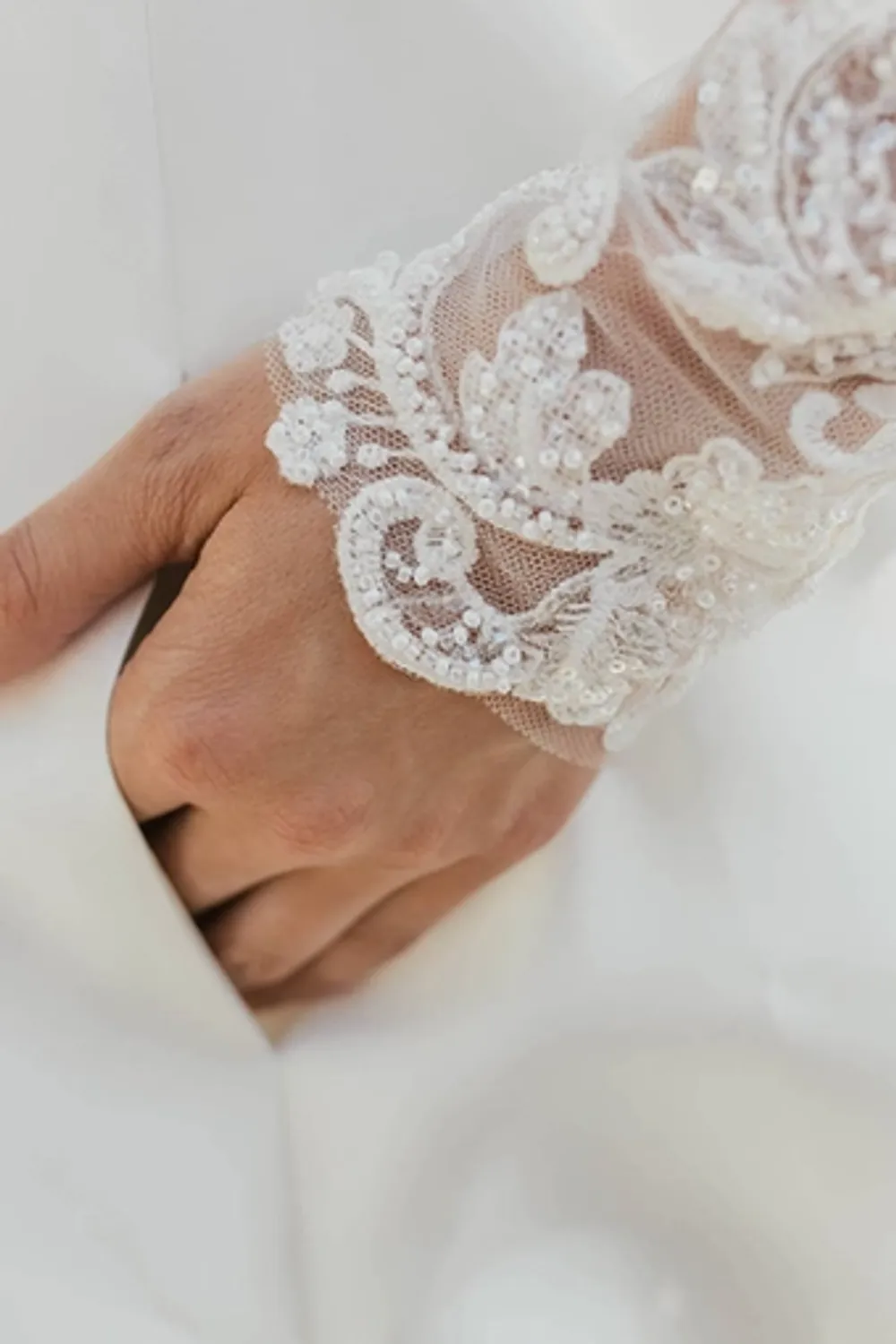 42006 with Veil - Image 6