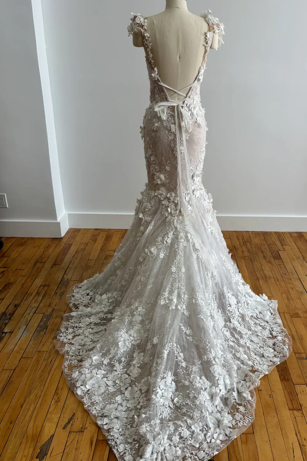 4929T - Image 4