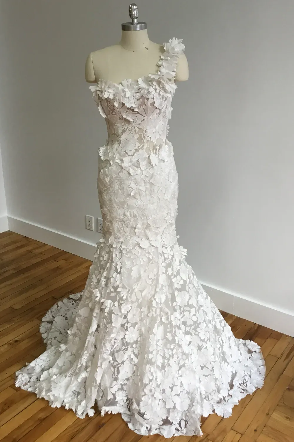 4967PT - Image 3