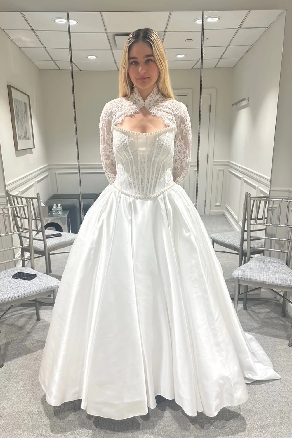 5057 with Veil, Bolero and Bow