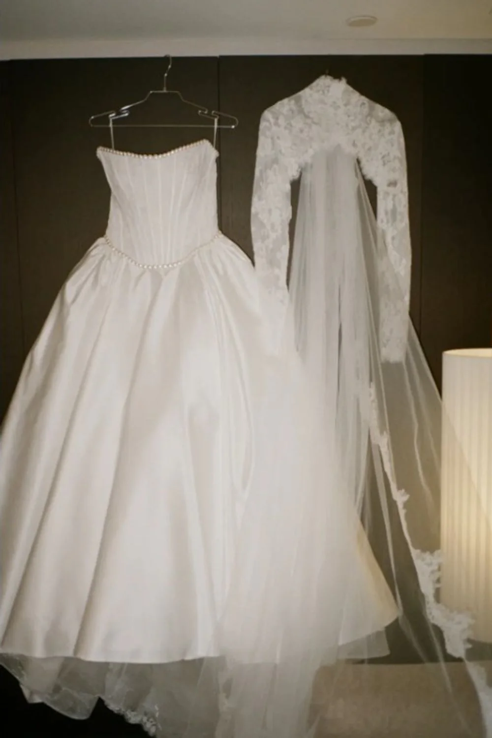 5057 with Veil, Bolero and Bow - Image 12