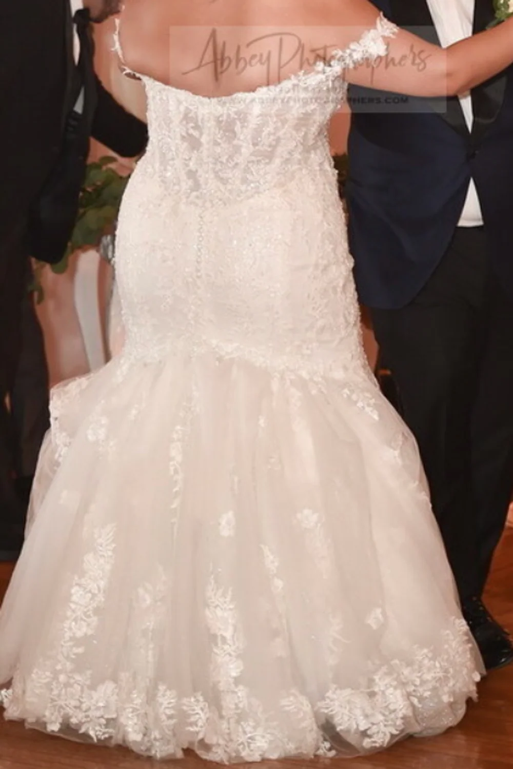 5974 with Veil and Lennon Sleeves - Image 5