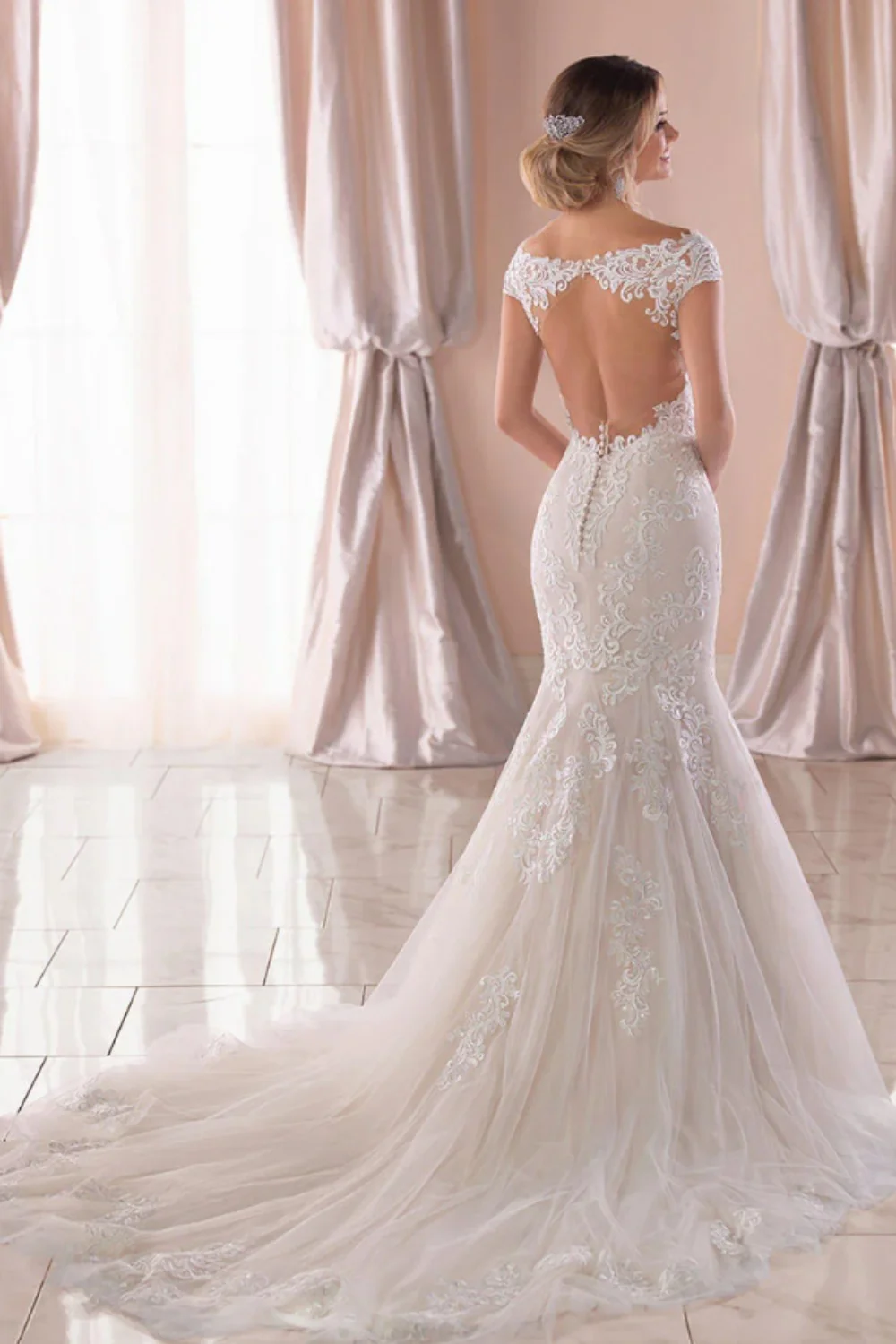 6731 Ivory Lace/Tulle/Ivory Gown/Java Tulle - Image 2