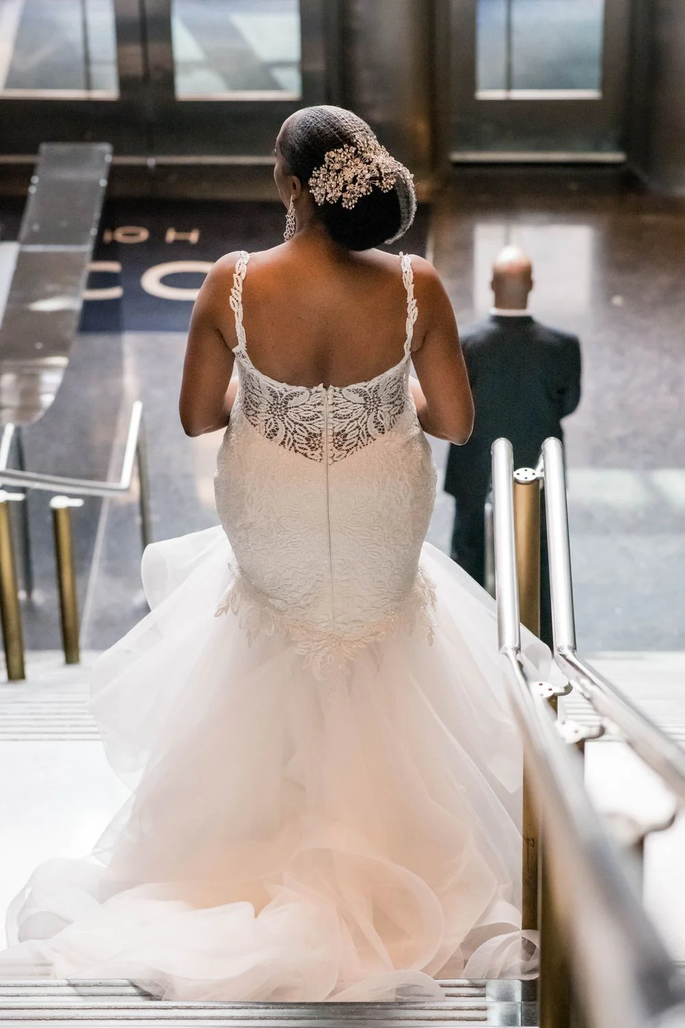 6812 with Veil - Image 2