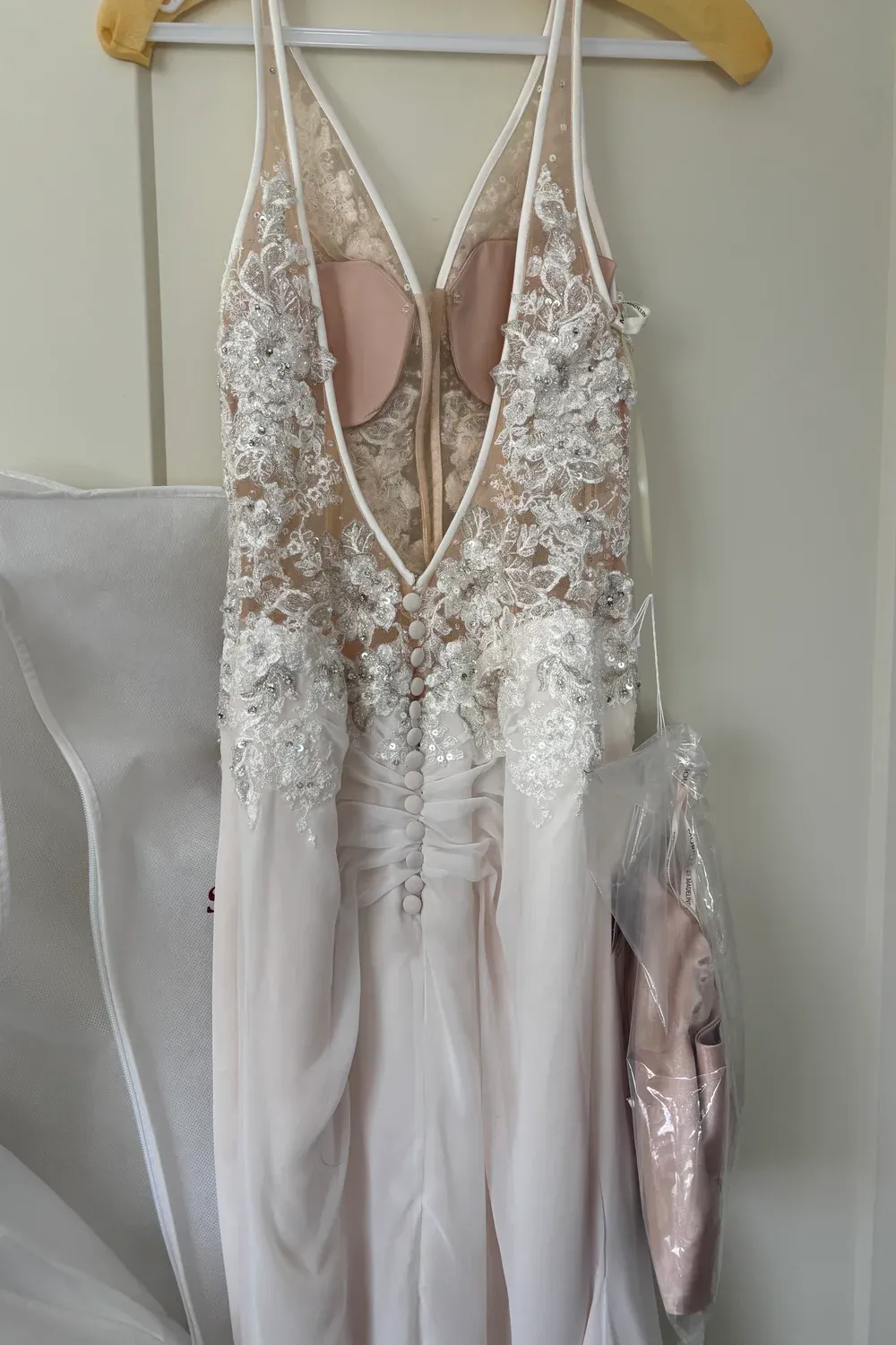 #6870 Malin - Image 4