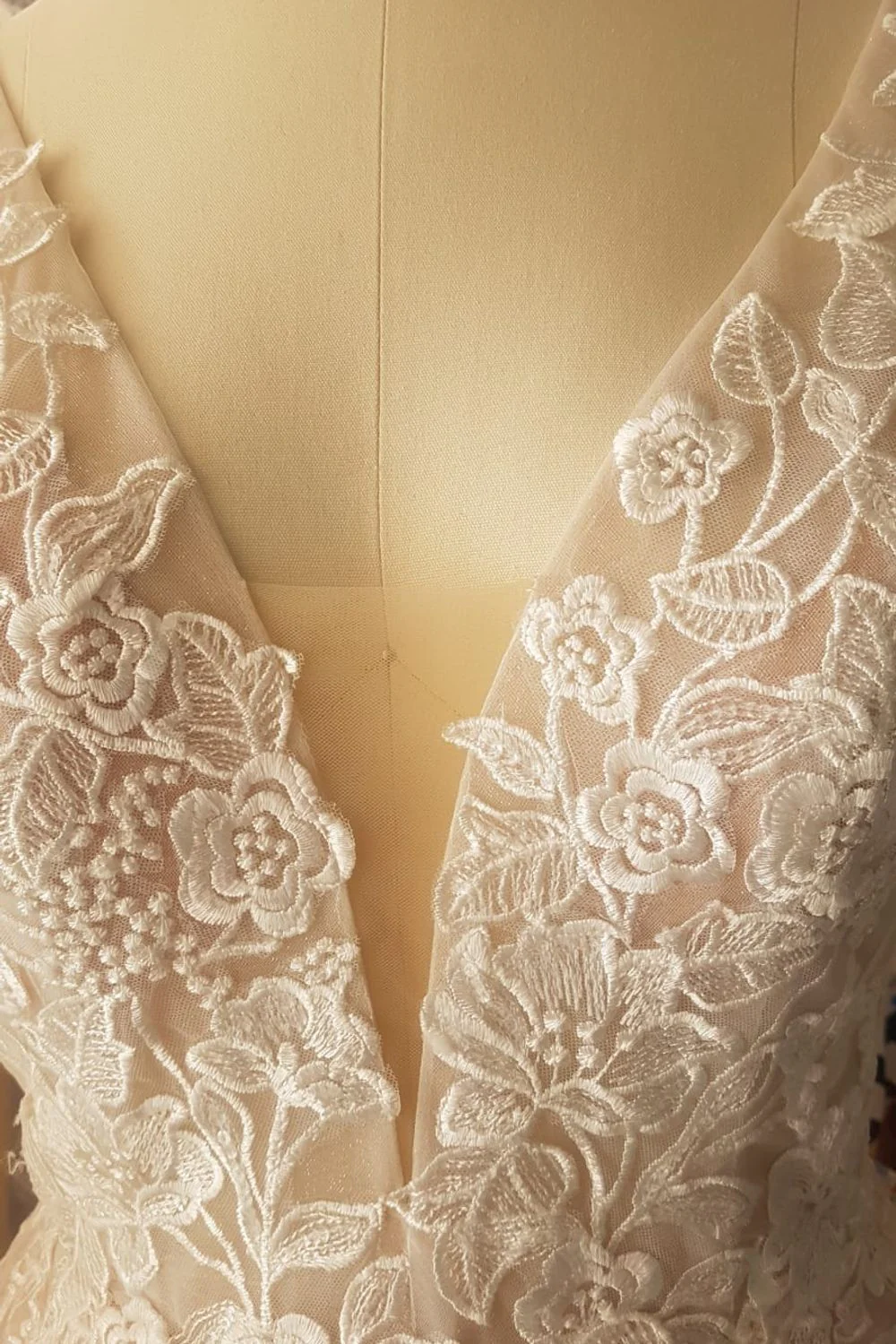 A-Line Tulle Wedding Dress Size 12 - Image 6