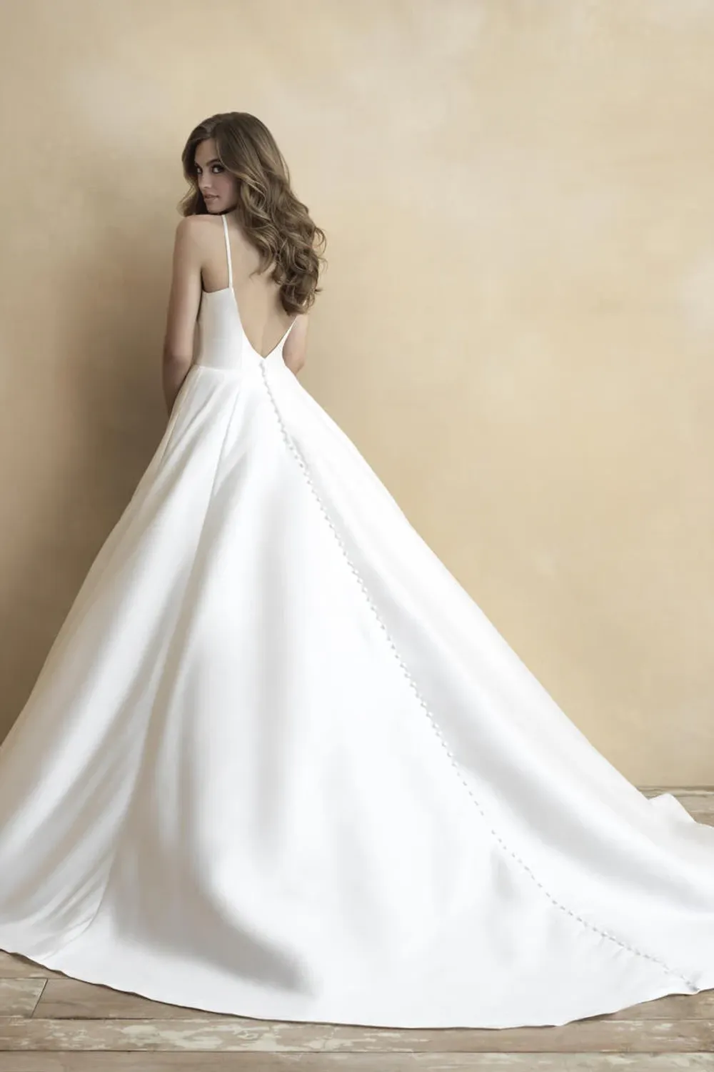 Allure Romance 3303 - Image 3