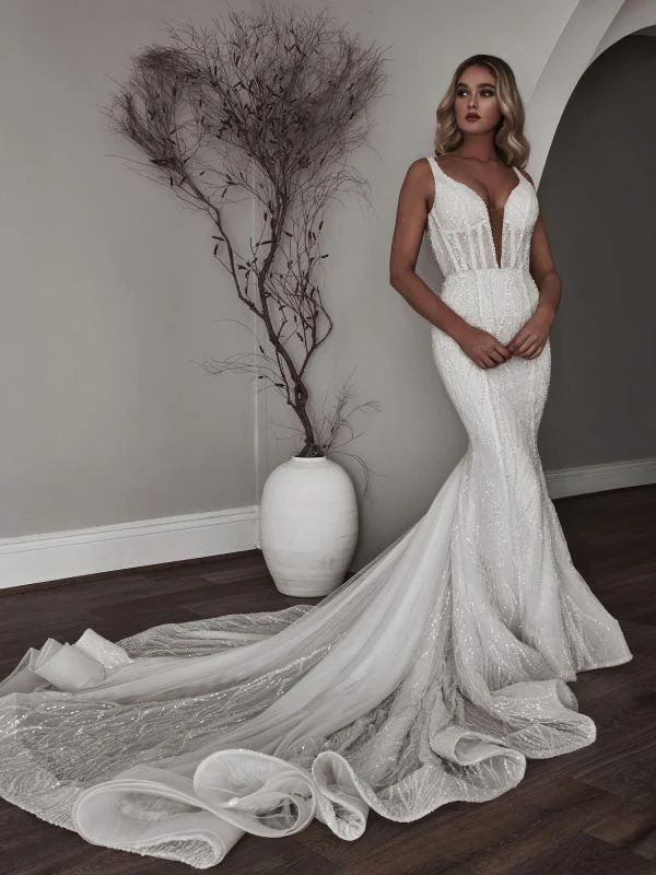Astrid with Veil