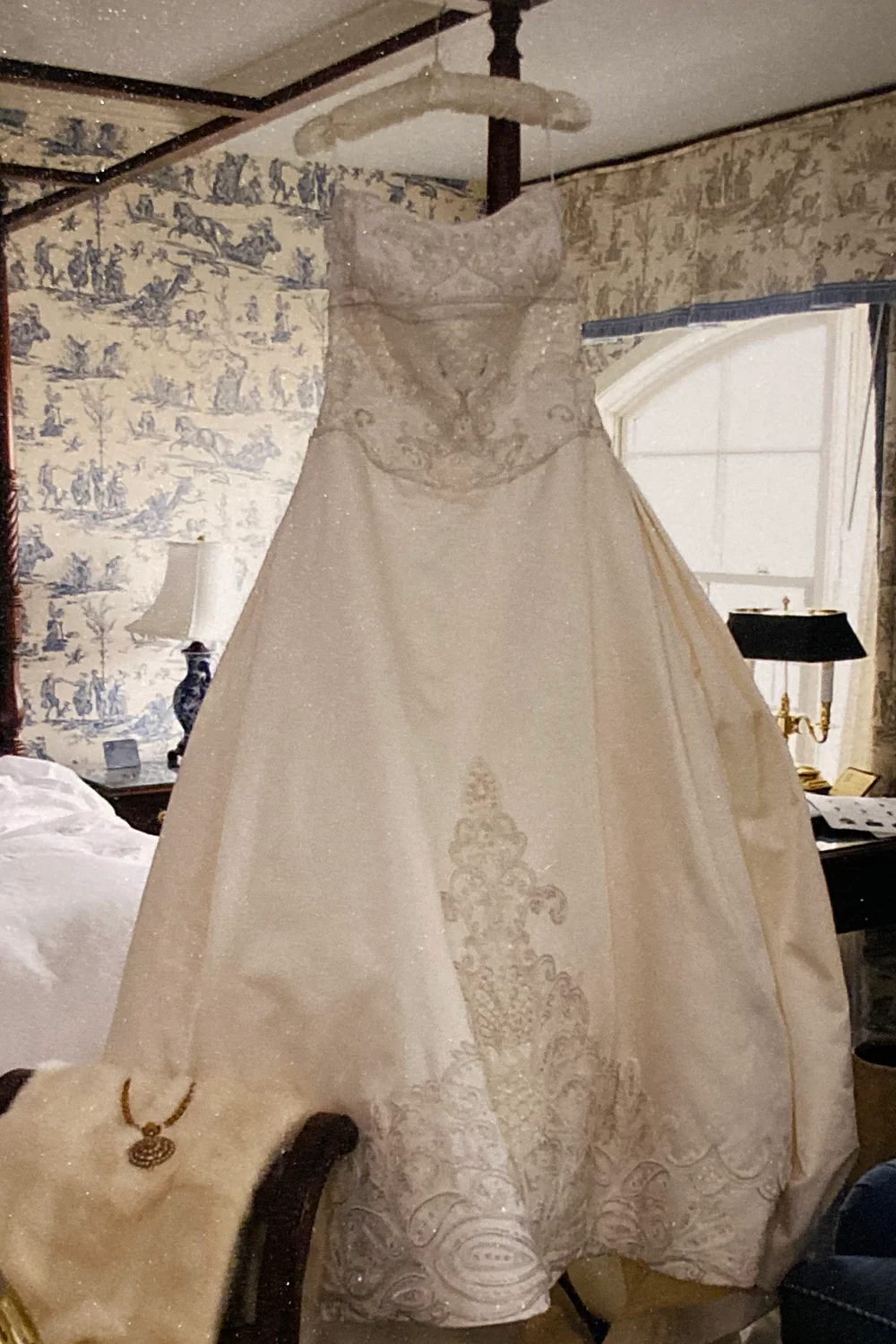 Ballgown Dress with Veil - Image 4