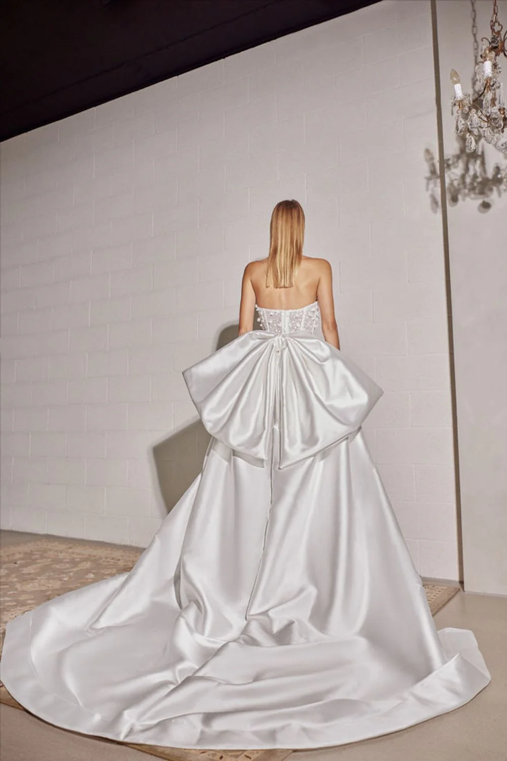 Bathsheba with Veil and Overskirt - Image 4