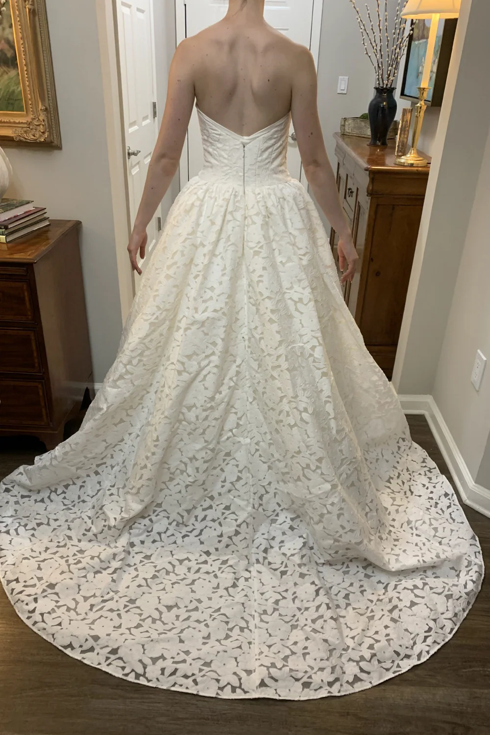 Beautiful Bridal Ballgown - Image 3