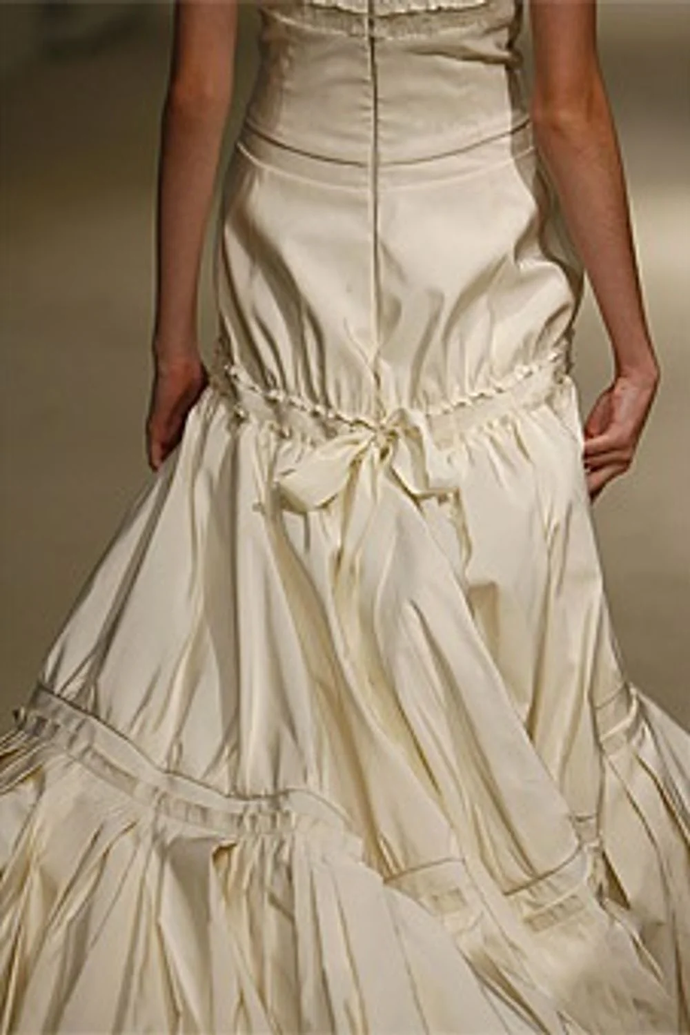 Bettina - Image 8