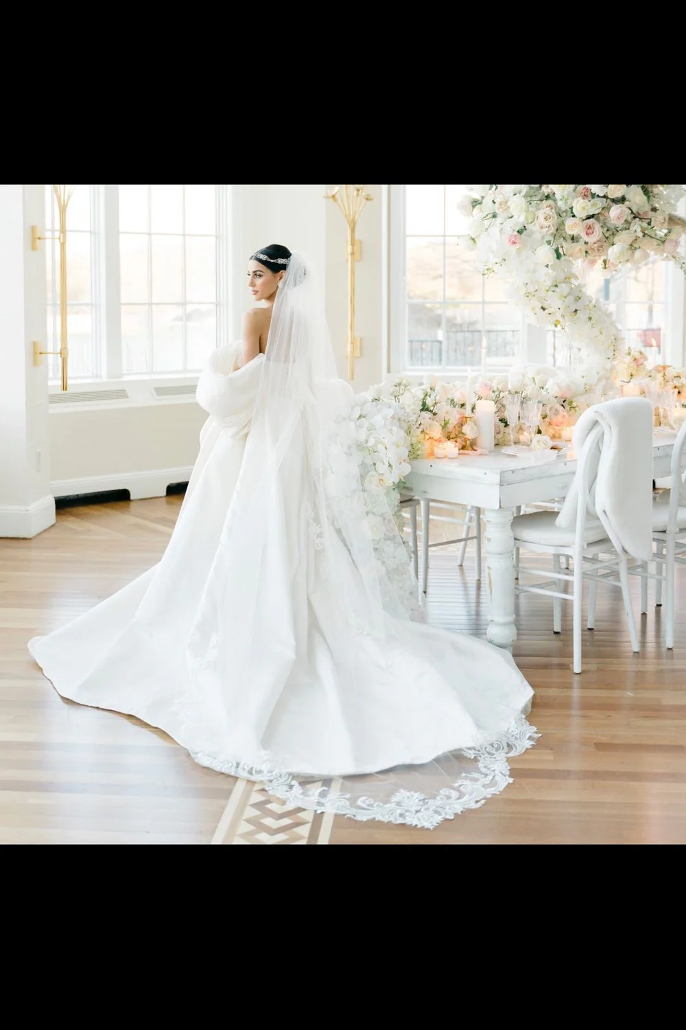Billie with Veil CHRISTIE LAUREN. ADRIANNA1624885 - Image 5