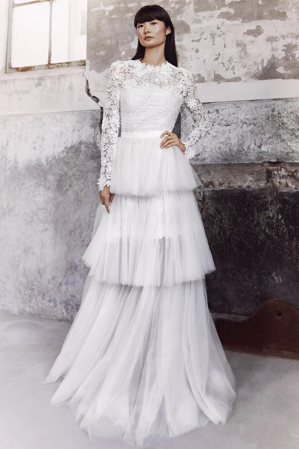 BLOOMING LACE TIERED GOWN