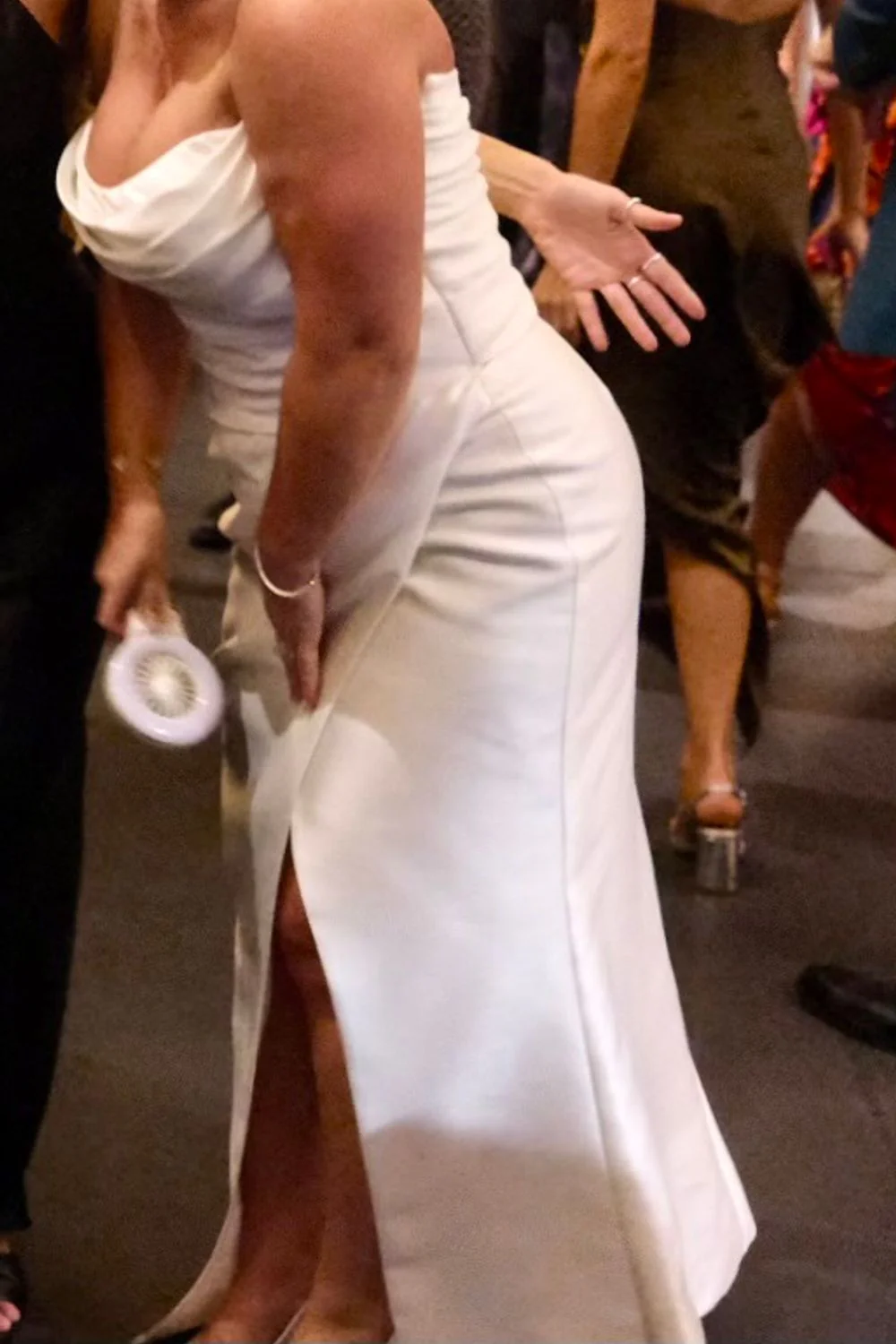 Blue Willow Bride - Image 11