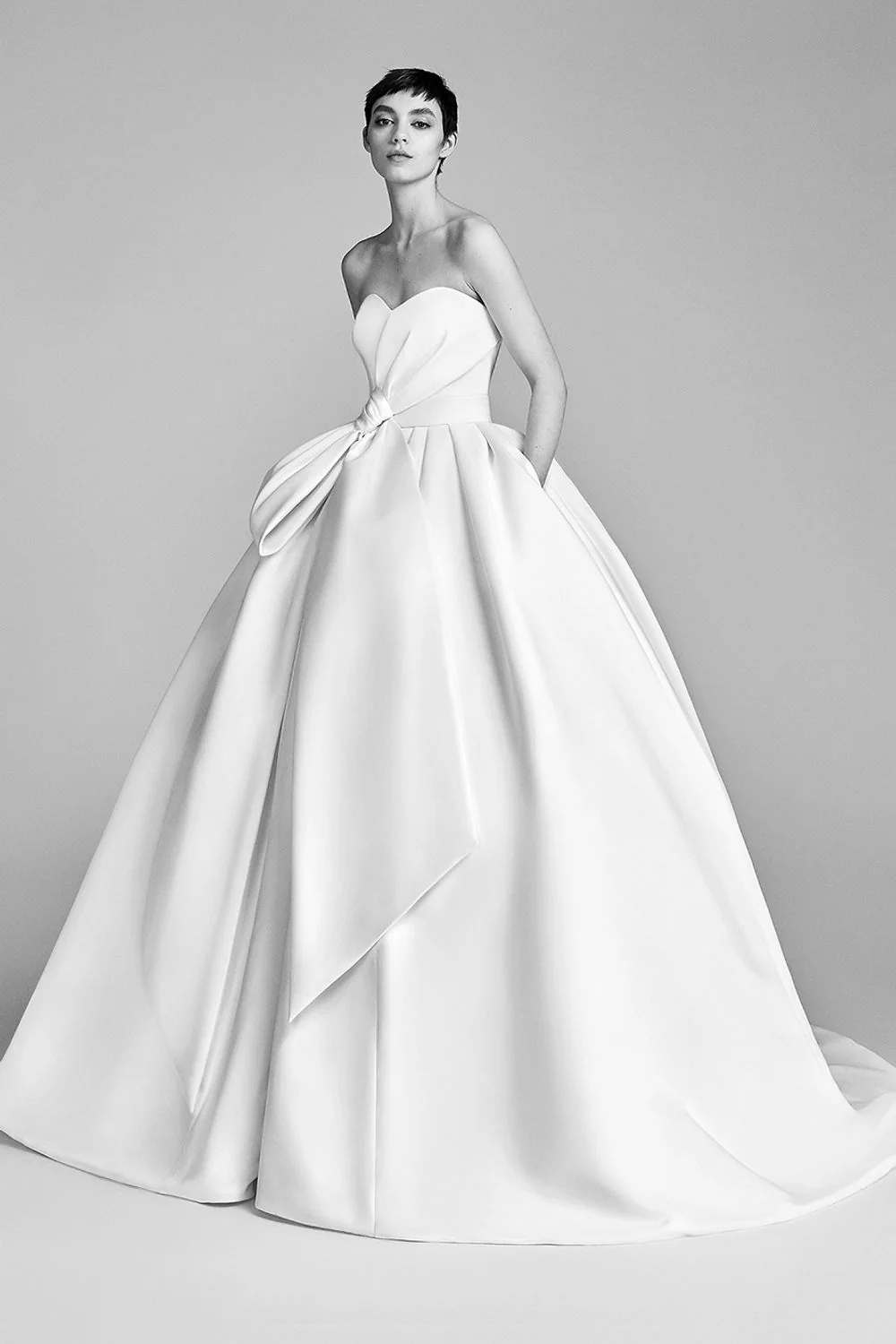 BOW DRAPE BALLGOWN - Image 2