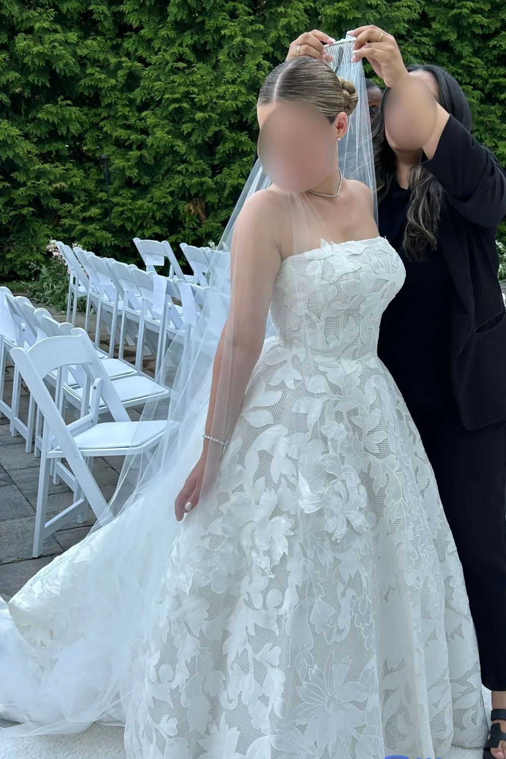 Canto with Veil and Removable Jacket