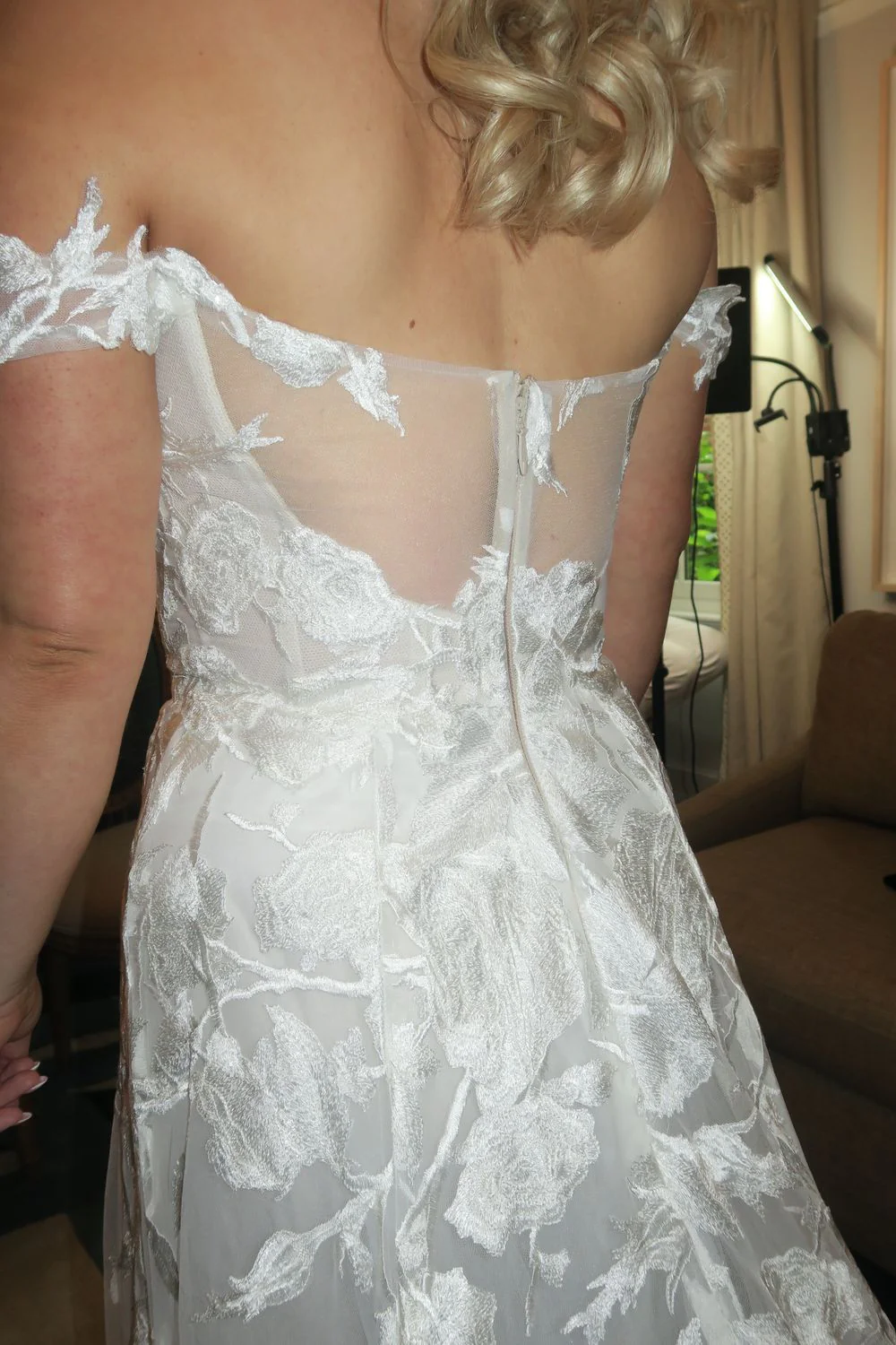 Celestina with Veil - Image 3