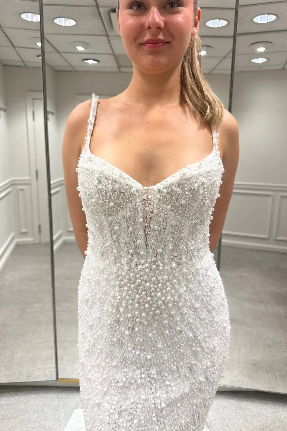 Celine with Veil and Overskirt - Image 3