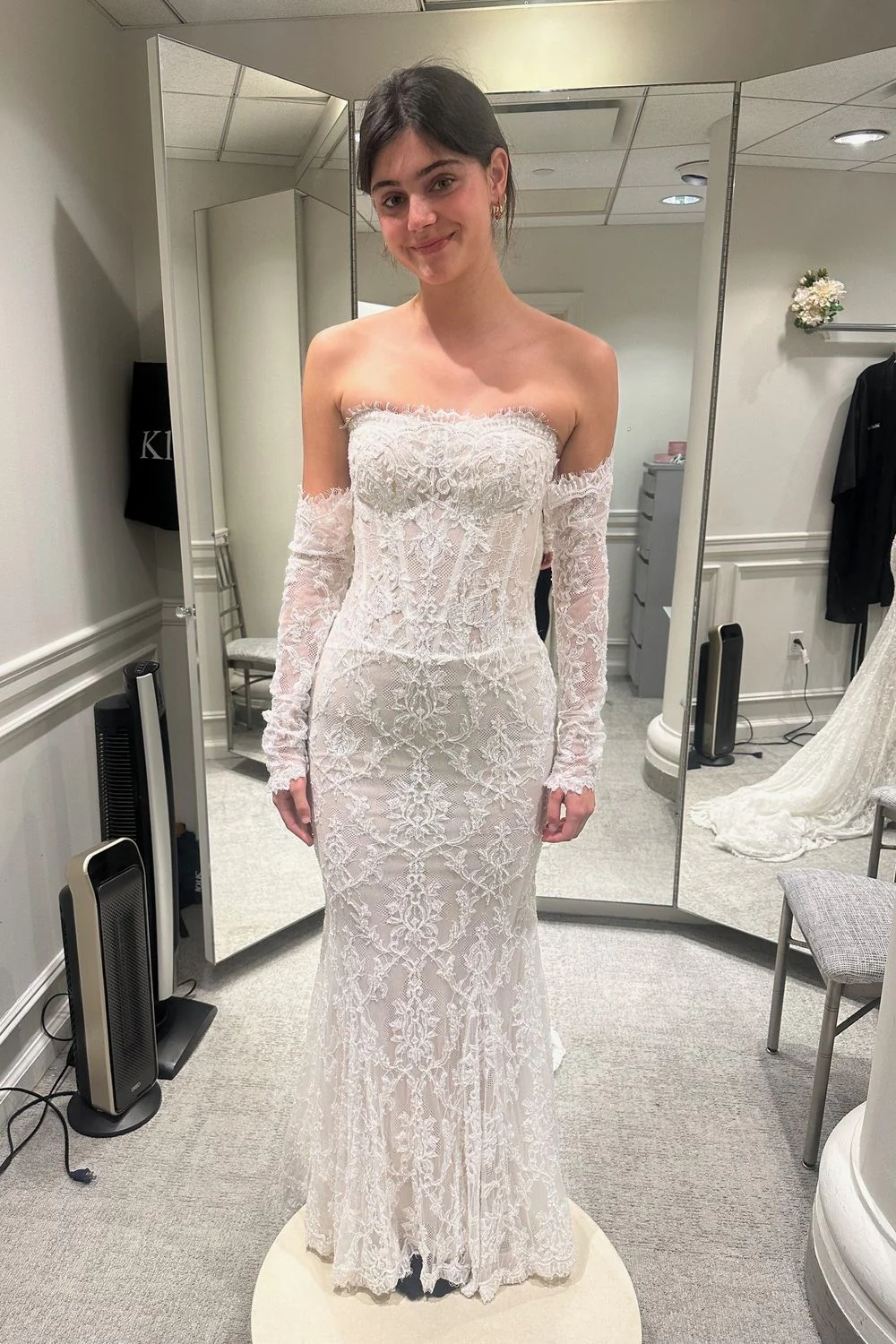 Charlotte with Sleeves - Image 3