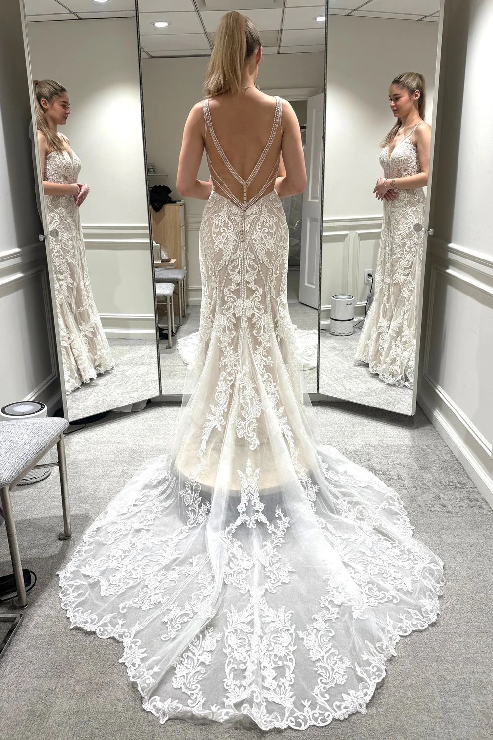 D3238 - Image 2