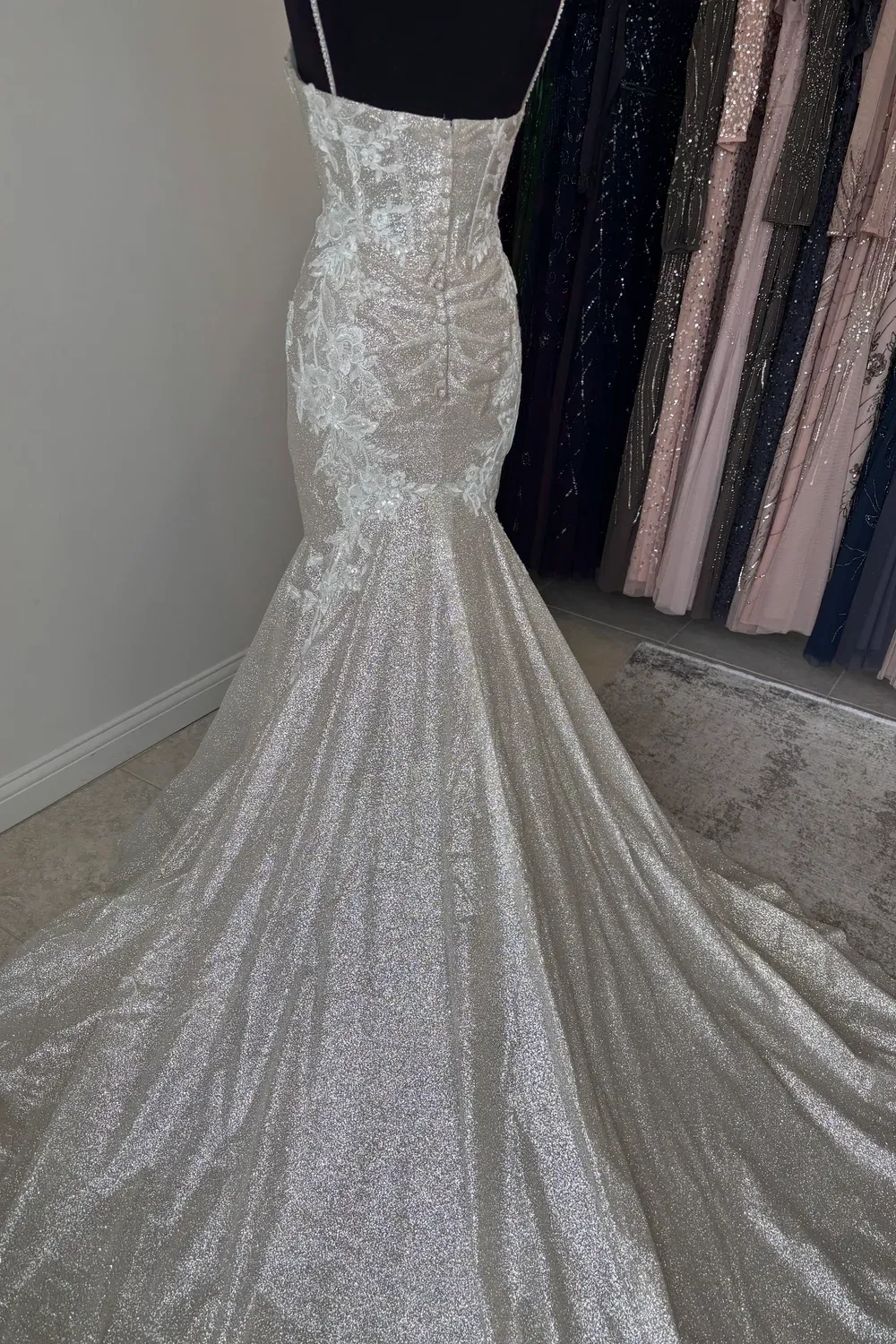 D3486 - Image 2