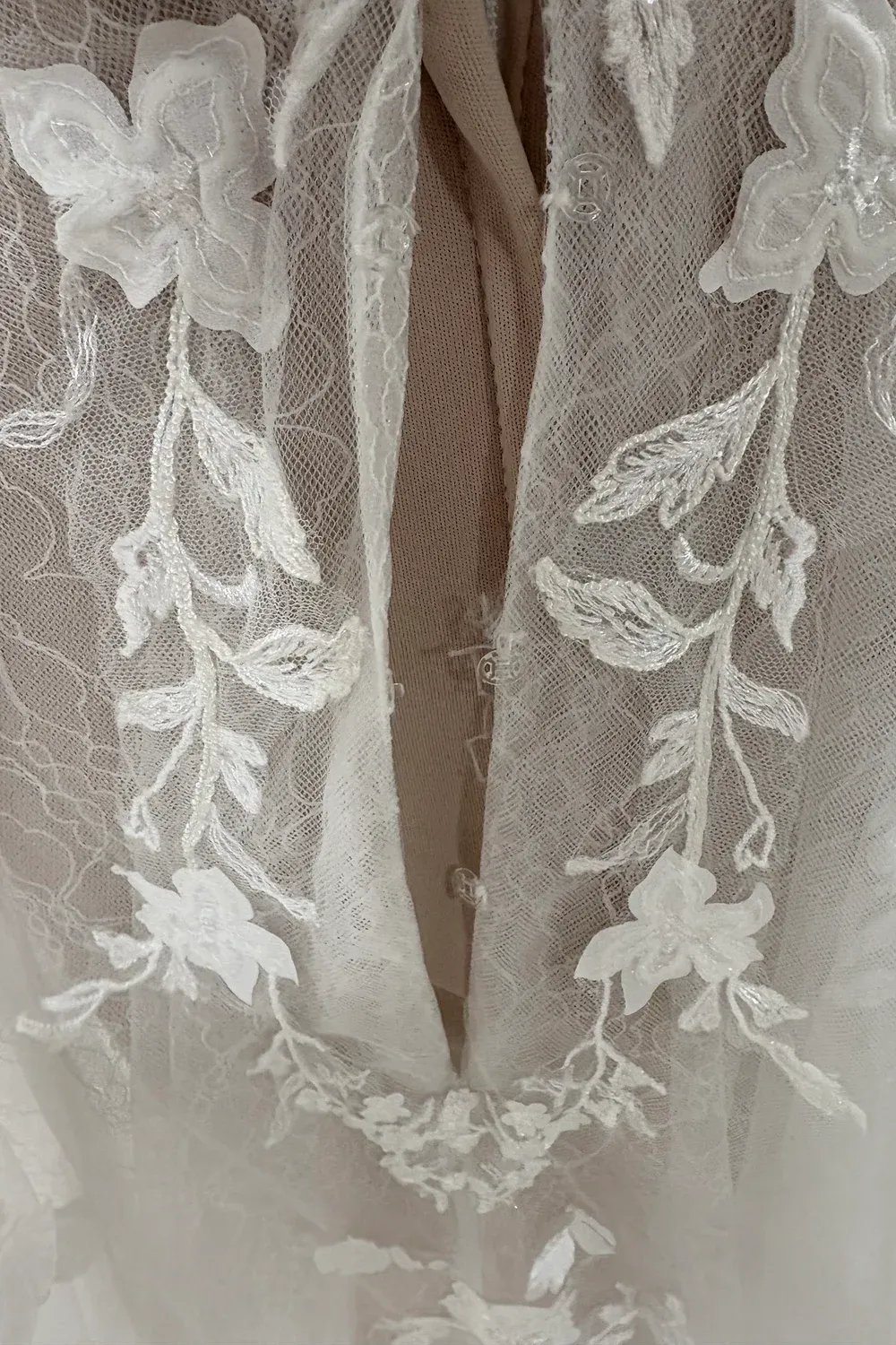 D3521 - Image 8