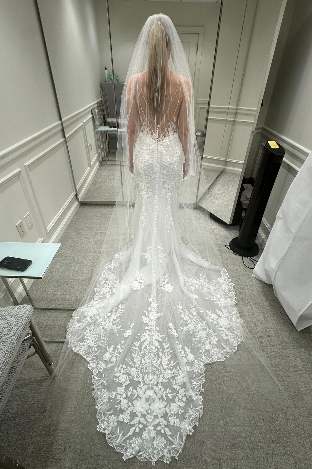 D3657 with Veil - Image 4