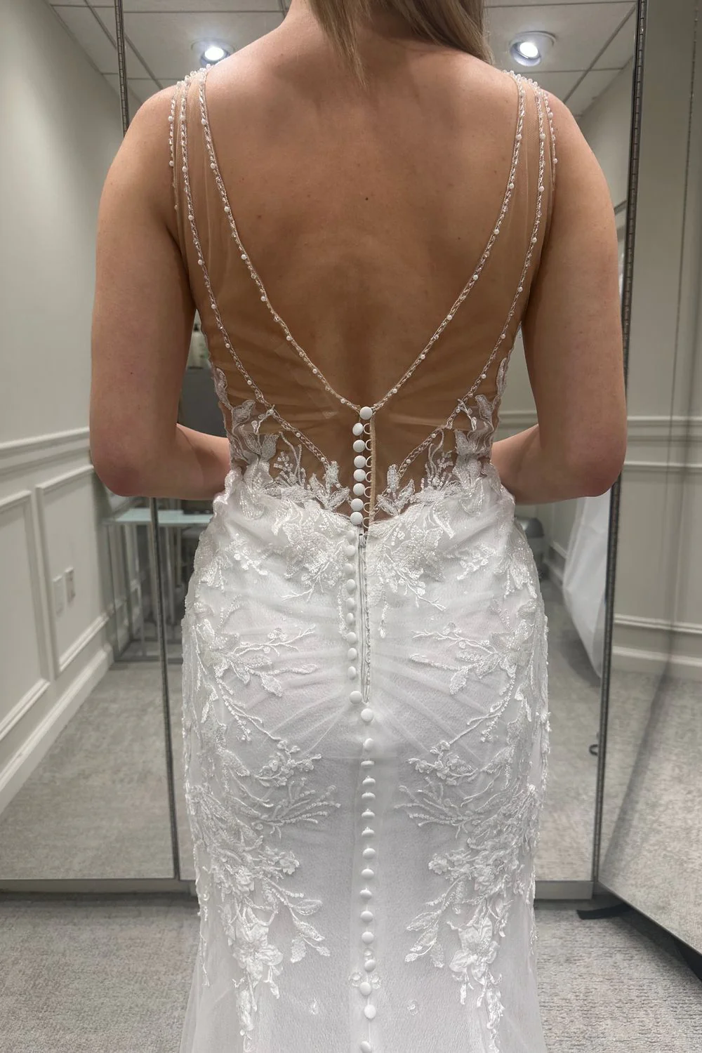 D3657 with Veil - Image 5