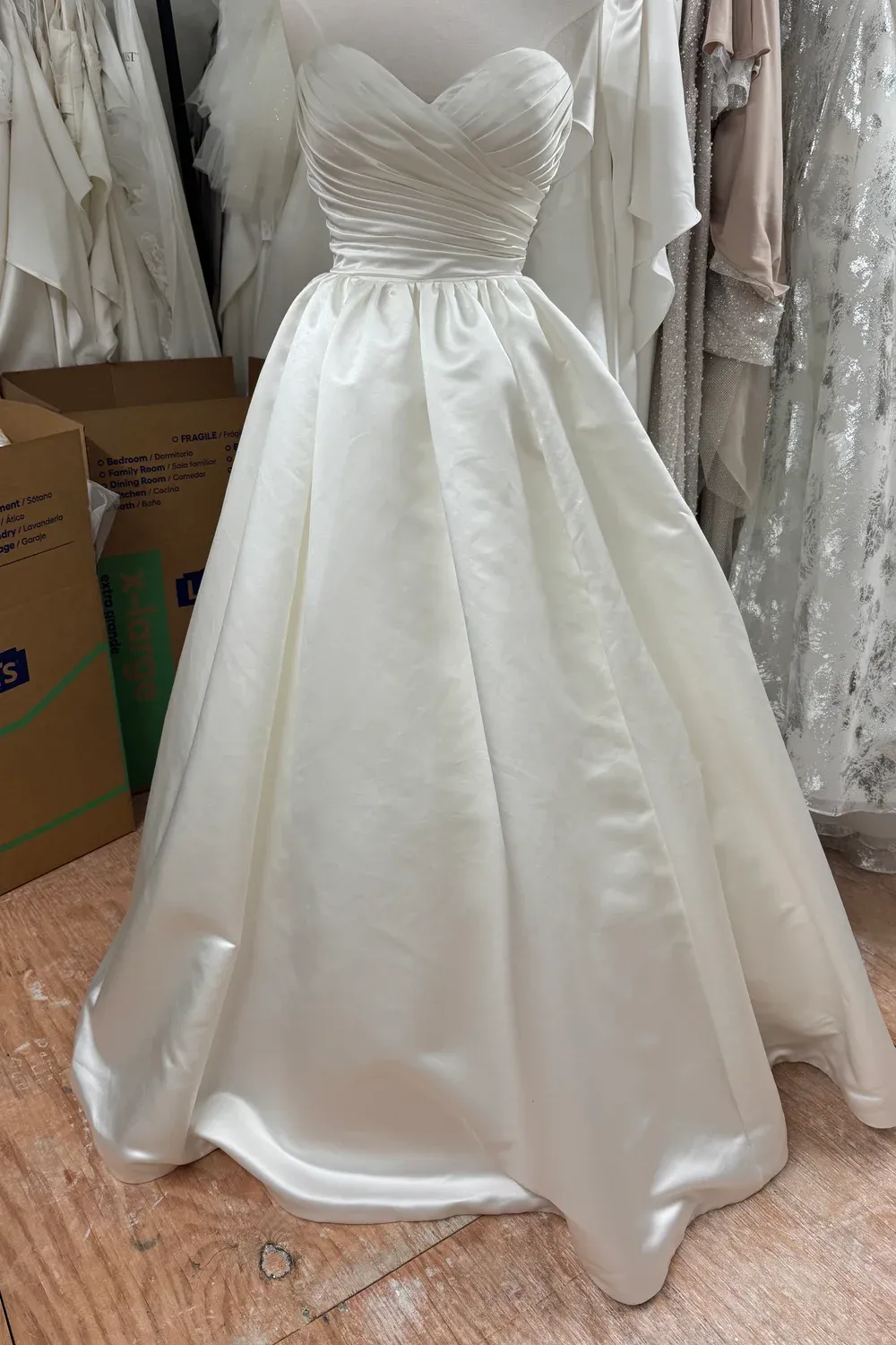 D3753 - Image 2