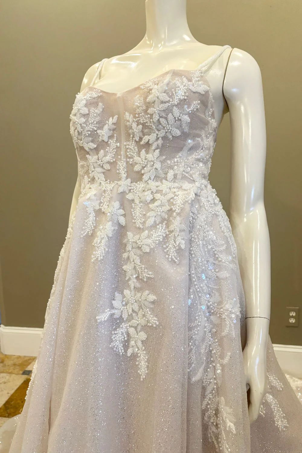 D3812 - Image 3