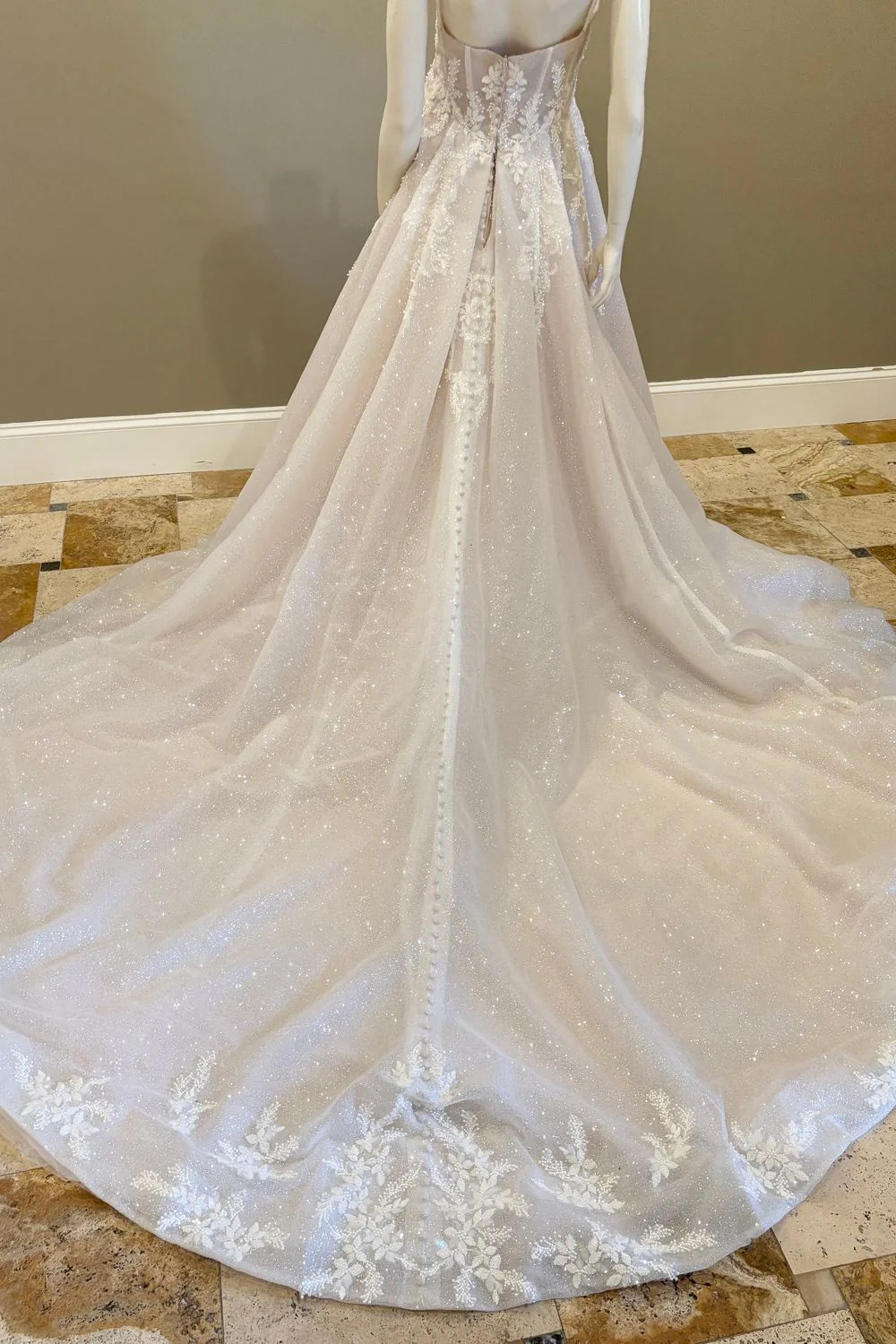 D3812 - Image 8