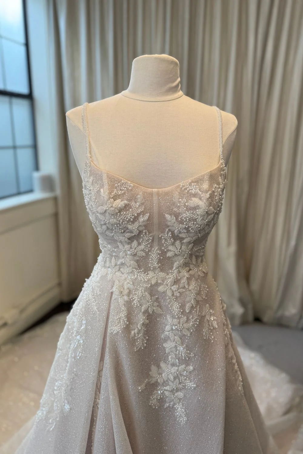 D3812 - Image 4